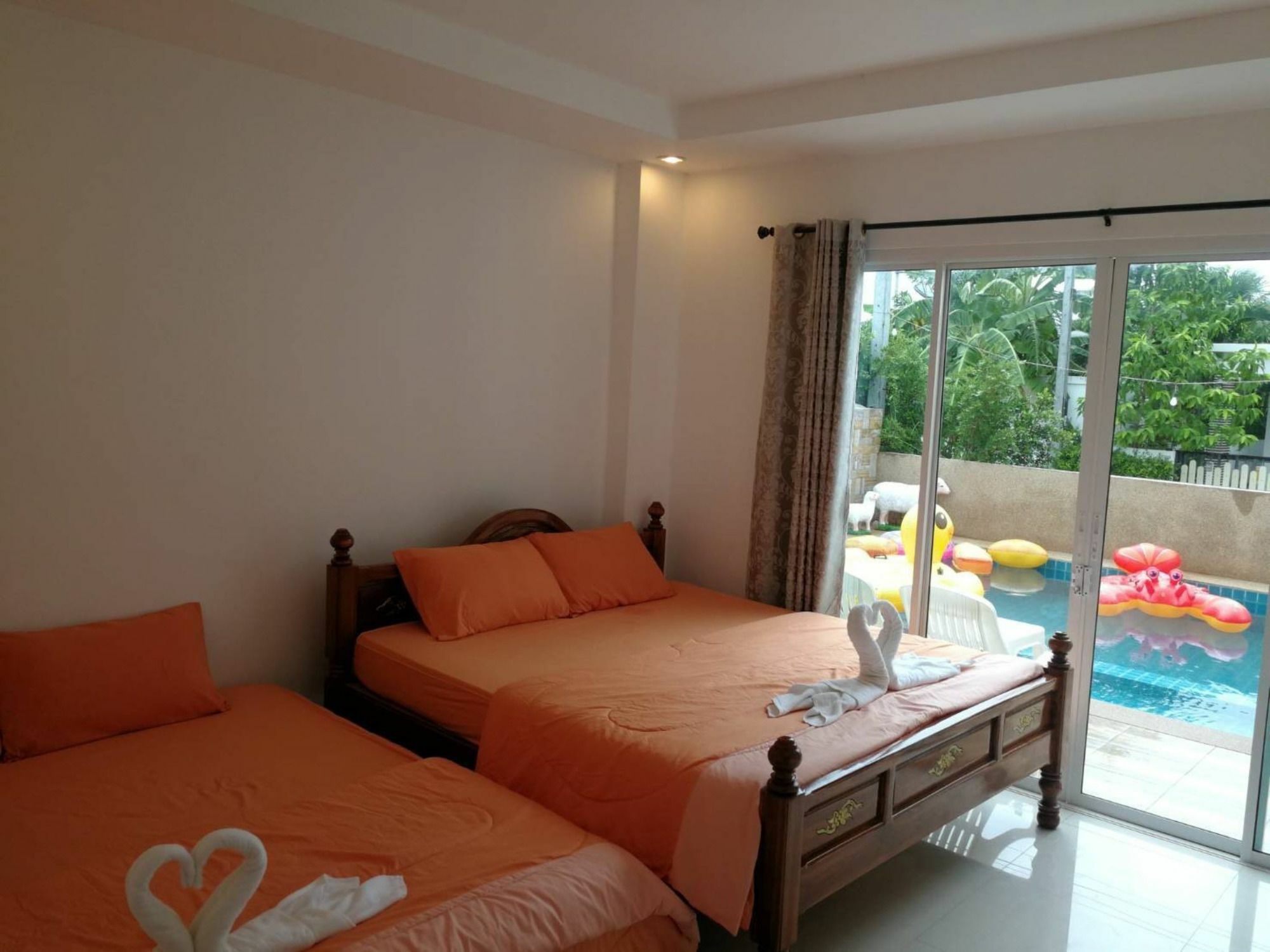 Sukanda Pool Villa Huahin Екстер'єр фото